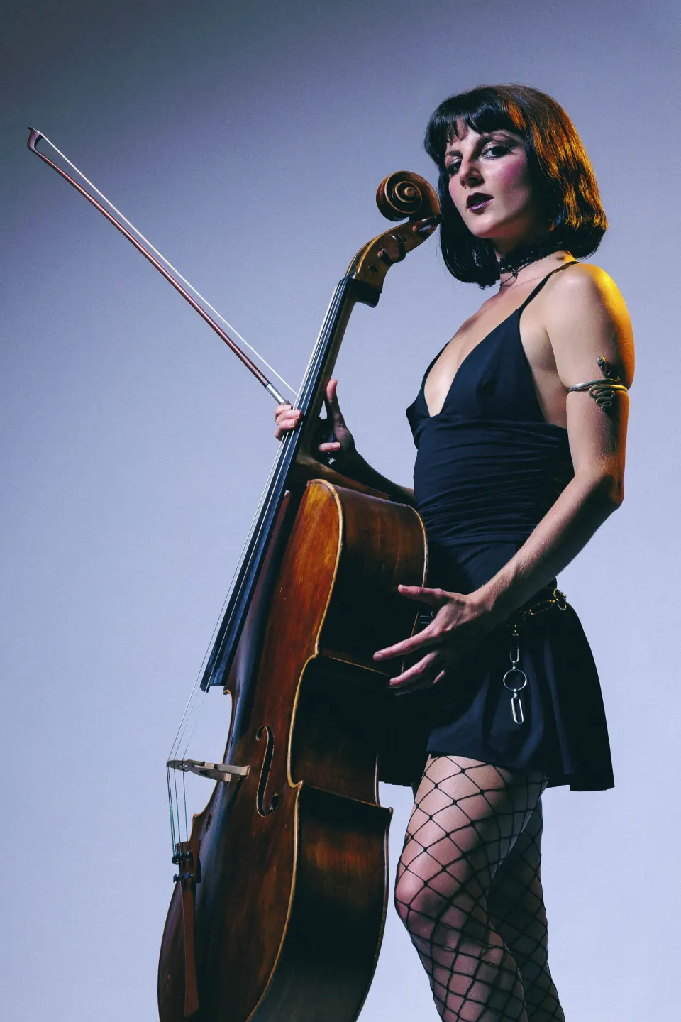 Sahara von Hattenberger holding her cello